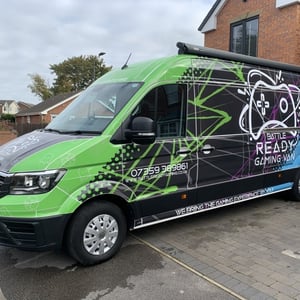 Gaming Van side2
