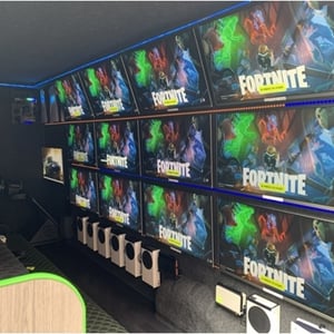 Gaming Van inside1