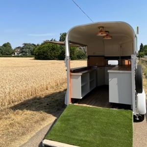 TT Catering | Luxury Horse box hire