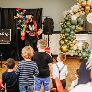 received_1528042104277918