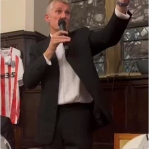 Screenshot_20221015-181706_Video Player