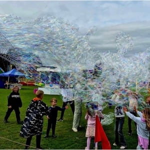 The Amazing Bubble show (12).JPG