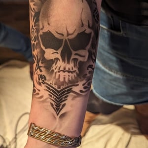Airbrush Tattoo Skull