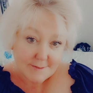 Wendy profile picture.jpg