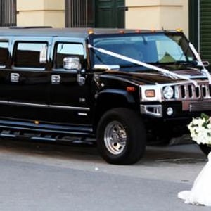 Black Hummer H2