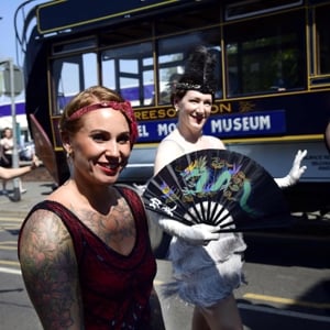 Chicas Locas Burlesque Charleston Flappers