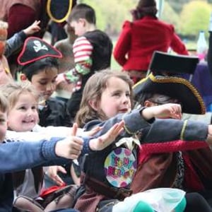 #lollylollipop #kidspartybristol #magicshow