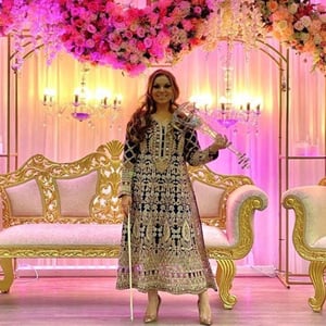 Female Electric Bollywood Violinist - STV9