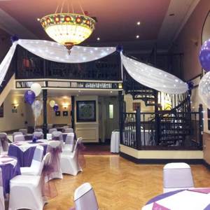 Full Room Dressing Complete with Swags & Lights