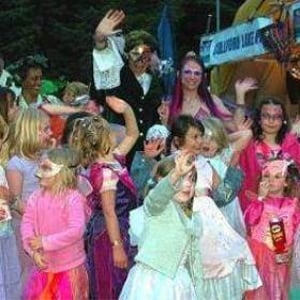 Children with Felicity Fairy at 3 Wishes Festival