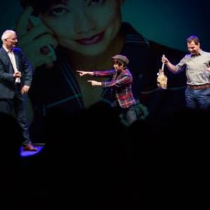 Comedy Stage Magic Show. Corporate Magician Billy Kidd