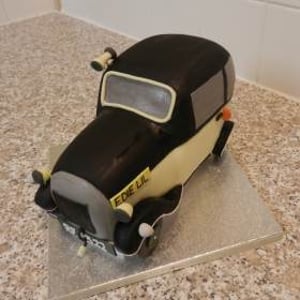 Austin 7 Novelty Cake