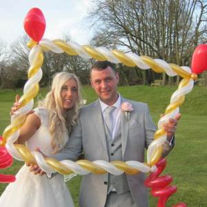Balloon wedding frame