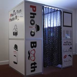 Fully Enclosed Photobooth