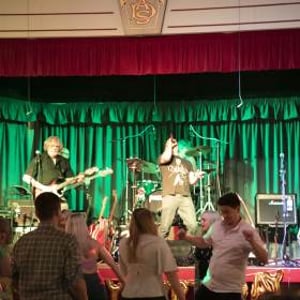 TTT_9432 - Dancers 2 - Copy