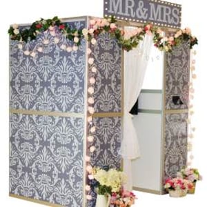 The stunning Mr & Mrs Booth