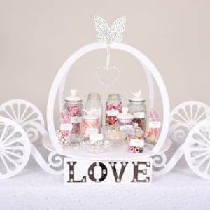 Candy Carriage: Can also be used as a cake display