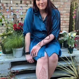 Henna artist, Shelby Humphries