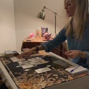 Australia Psychic for hire