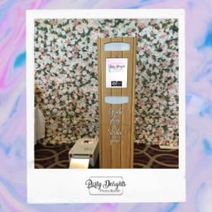 Selfie Booth Photo & Flower Wall