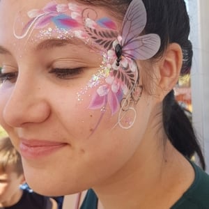 Side eye design with hand made wing