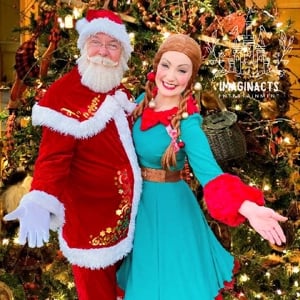 Santa Claus and Cinnamon the Elf