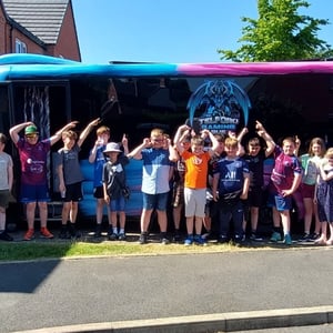 Picsart_23-06-16_00-25-32-669