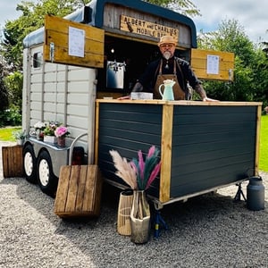 Horsebox bar 