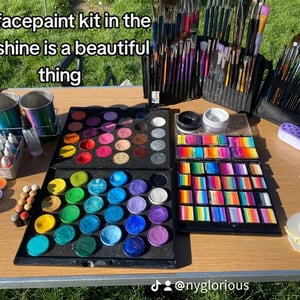 Facepaint Kit.png