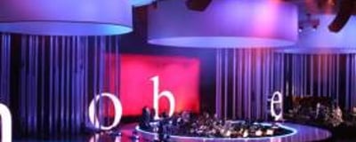 StudioTak-High-Gloss-Black-Stage-Floor-1030x687