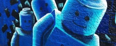 Lego men graffiti