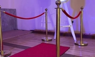 Photobooth selfie pod hire