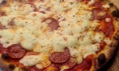 Award winning pizza buffet with sides, all you can eat !