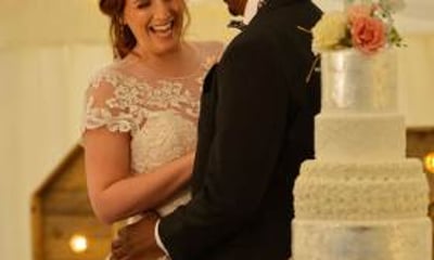 Yellow Butterfly Cakes & Sugarcraft