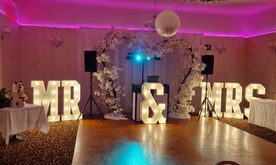 Dale Stywarde - The wedding DJ