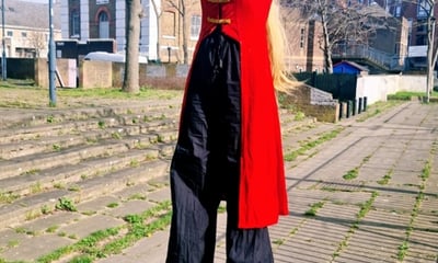 Hannah Hartwell Stilt Walker