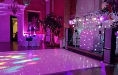 White Gold Rig with mirrorball, Starlit dance floor and uplighters 1