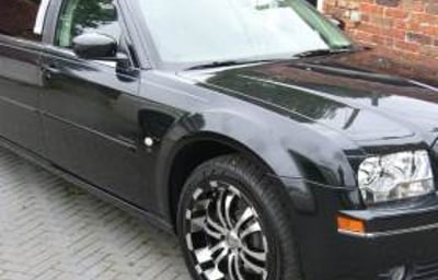 Black Chrysler 300c Limousine
