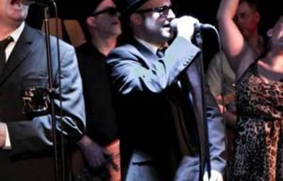 Moody Lighting, Jake Going for It