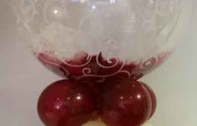 Deco bubble burgundy feathers