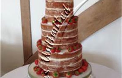 Naked Cakes
