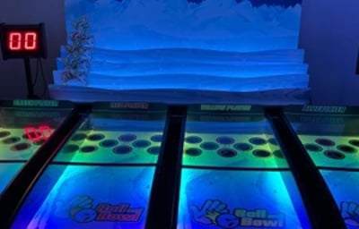 Kentucky Derby Hire - Roll & Bowl