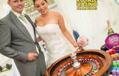 Bride and Groom Wedding Fun Casino