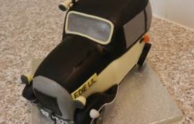 Austin 7 Novelty Cake