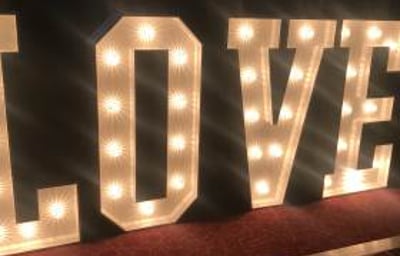 4ft Light Up LOVE Letter hire in Hertfordshire, Bedfordshire, Essex & surrounding areas. 