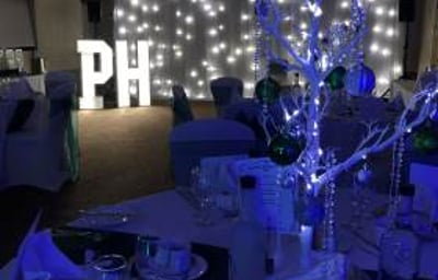 Winter Wonderland venue styling in Hertfordshire, Bedfordshire, Essex & surrounding areas. Perfect for birthdays or corporate events