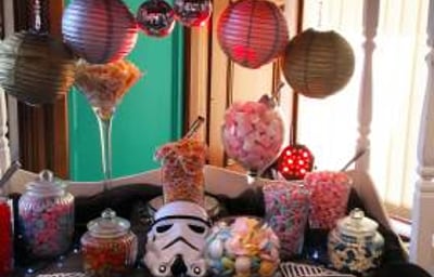 Star Wars Candy cart hire in Hertfordshire, Bedfordshire, Essex & surrounding areas. Perfect for weddings, birthdays & corporate events