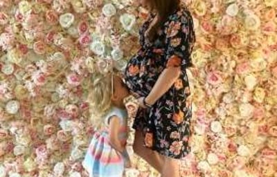 Flower Wall hire in Hertfordshire, Bedfordshire, Essex & surrounding areas. Perfect for weddings, birthdays & baby showers