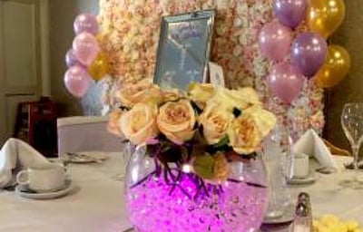 Flower Wall hire in Hertfordshire, Bedfordshire, Essex & surrounding areas. Perfect for weddings, birthdays & baby showers