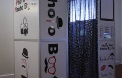Fully Enclosed Photobooth